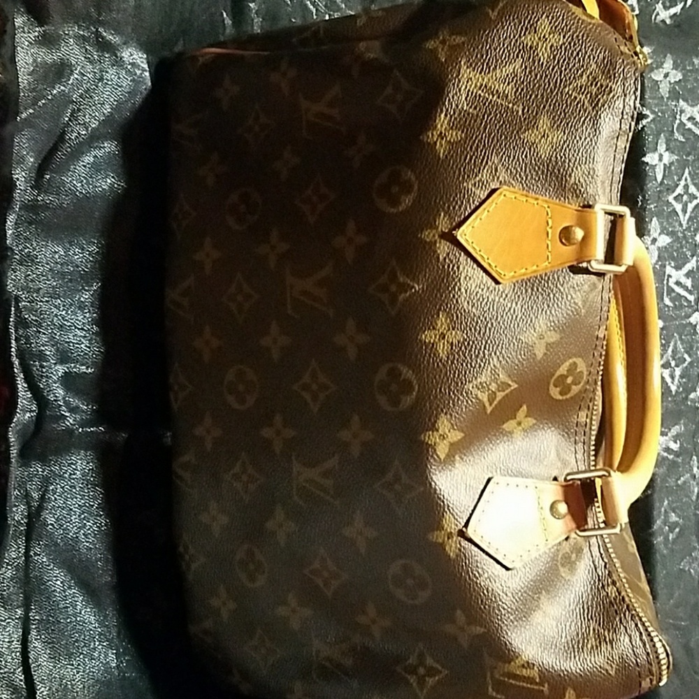 Authentic Louis vuitton